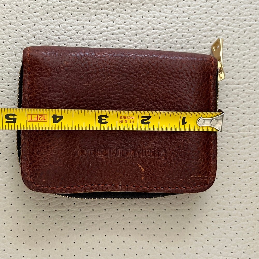 Portland leather crossbody and wallet - Picture 11 of 13